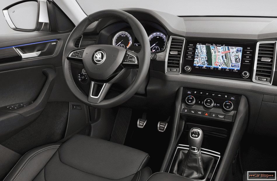 Чехи рассекретили интерьер своего нового вседорожника Škoda Kodiaq