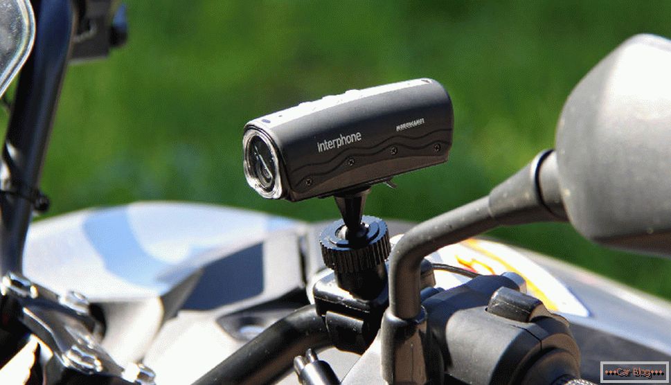 Akční kamera pro motocykly