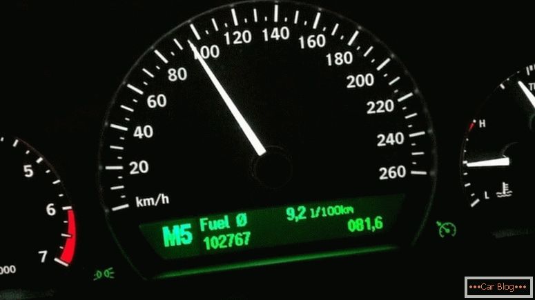 Spotřeba benzinu na 100 km - hlavní ukazatel účinnosti vozu