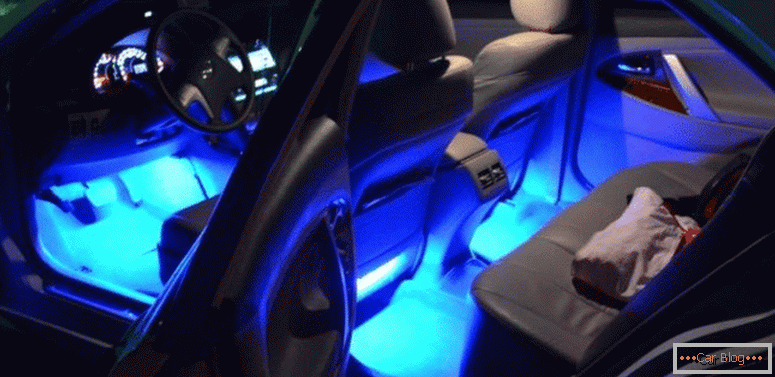jak udělat světla v autě vlastním rukama