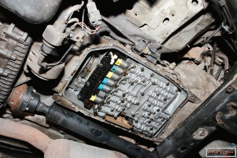 Land Rover Discovery 3 problémy se spodním vozidlem