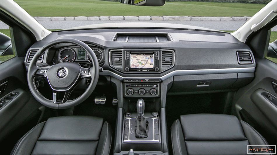 Němci se rozhodli na rublových cenových značkách рестайлинговый Volkswagen Amarok