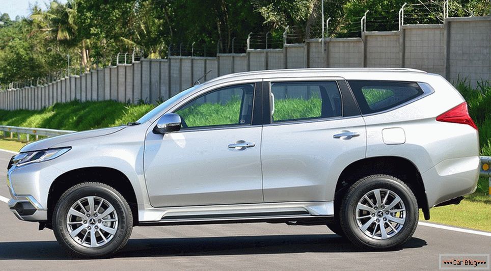 О том, когда Nový model Mitsubishi Pajero Sport приедет в Россию, японцы скажут в декабре