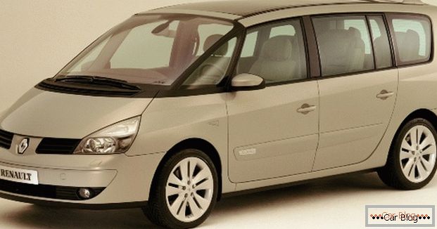 Renault Espace - slavný francouzský minivan