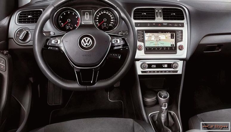 Změna interiéru a interiéru automobilu Volkswagen Polo