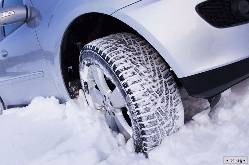 Zimní pneumatiky pro automobily