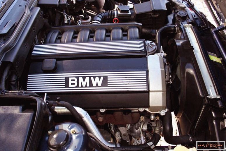 BMW M50