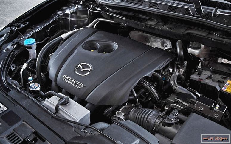 Motor Mazda CX-5