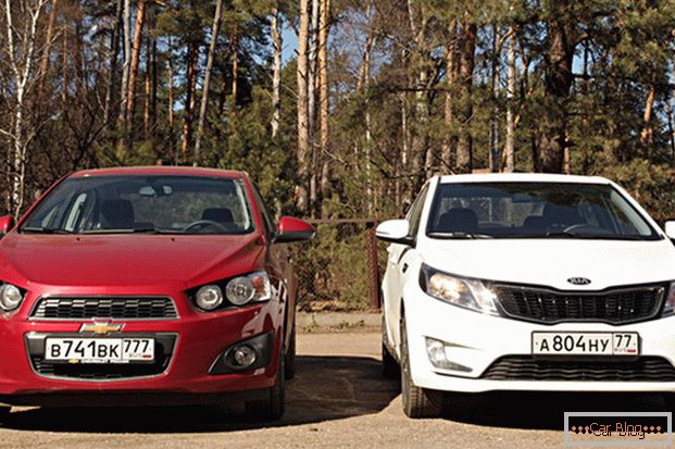 Kia Rio a Chevrolet Aveo - jaké jsou aktualizované verze těchto vozů schopné