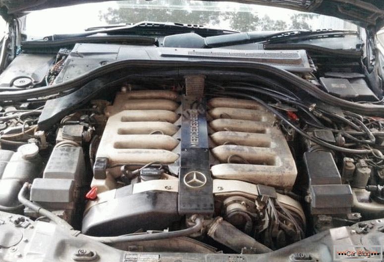 Mercedes-Benz (W140) auto motor