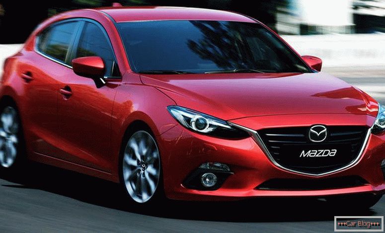 výměna vzduchového filtru Mazda 3